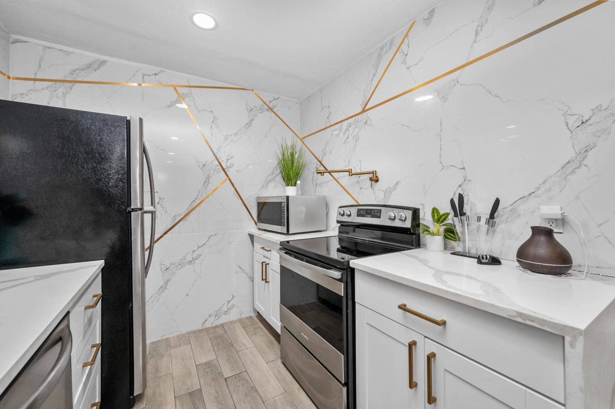Spacious Galleria Apartment With Free Park Х'юстон Екстер'єр фото